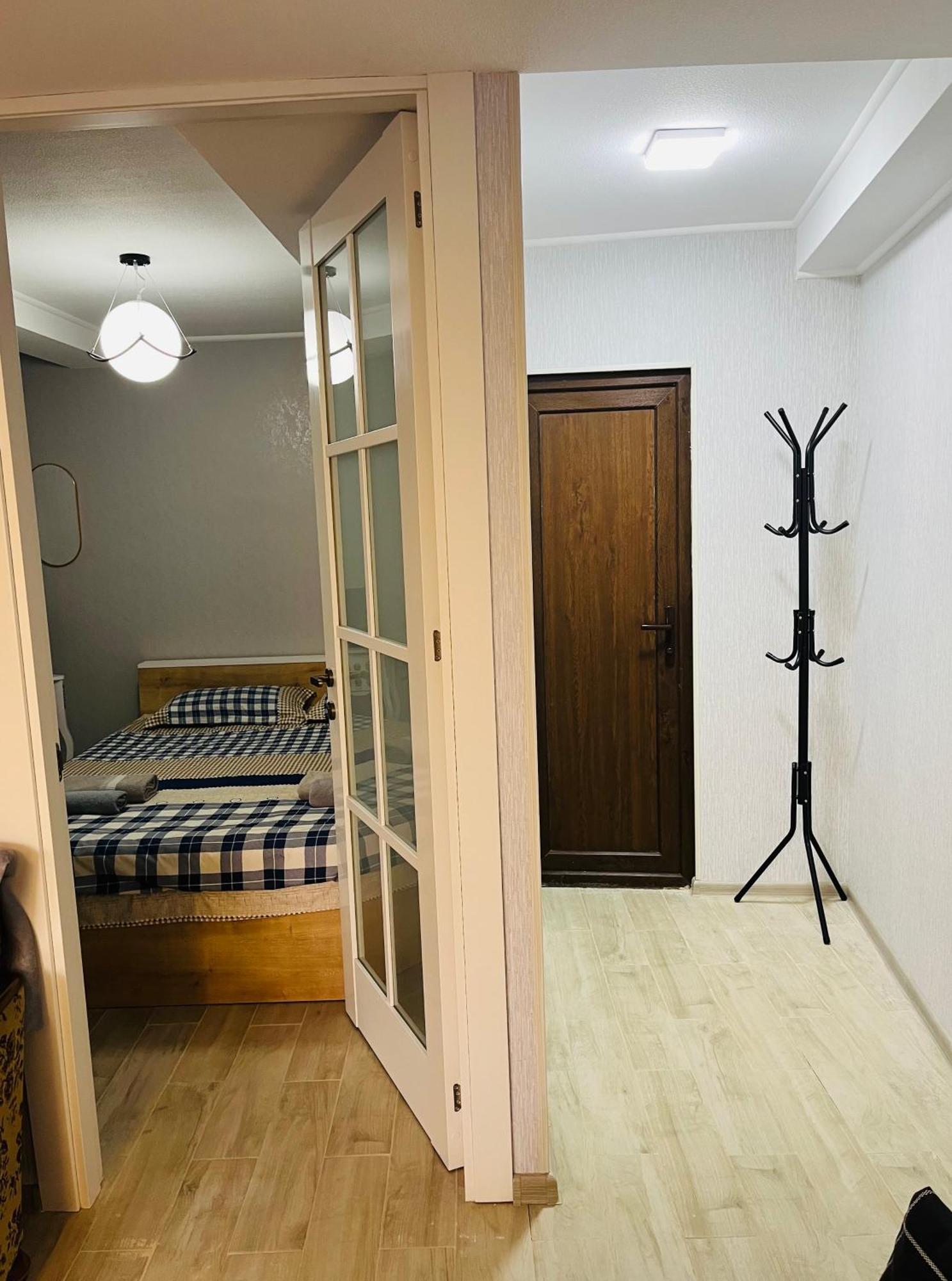 Guest House Poligloti Telavi Luaran gambar