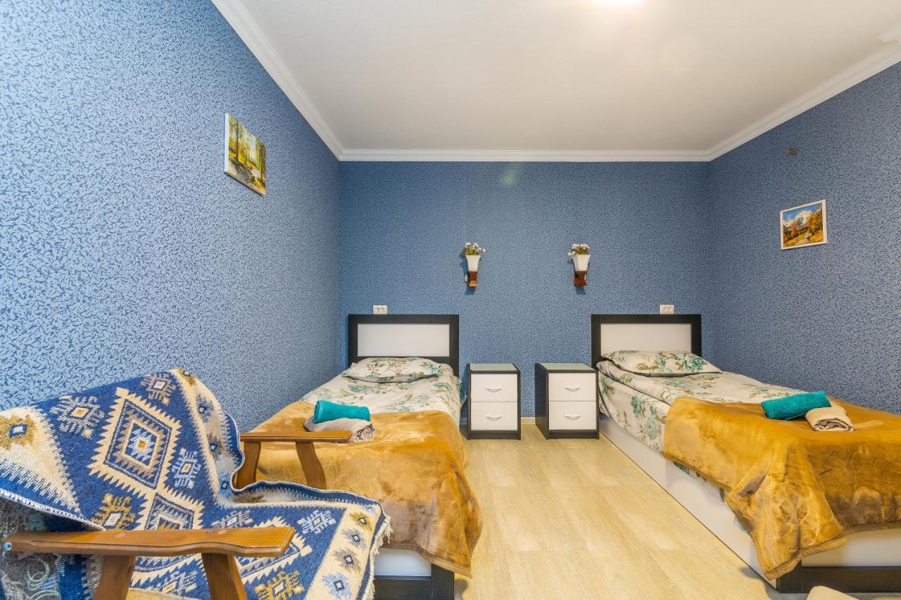 Guest House Poligloti Telavi Luaran gambar